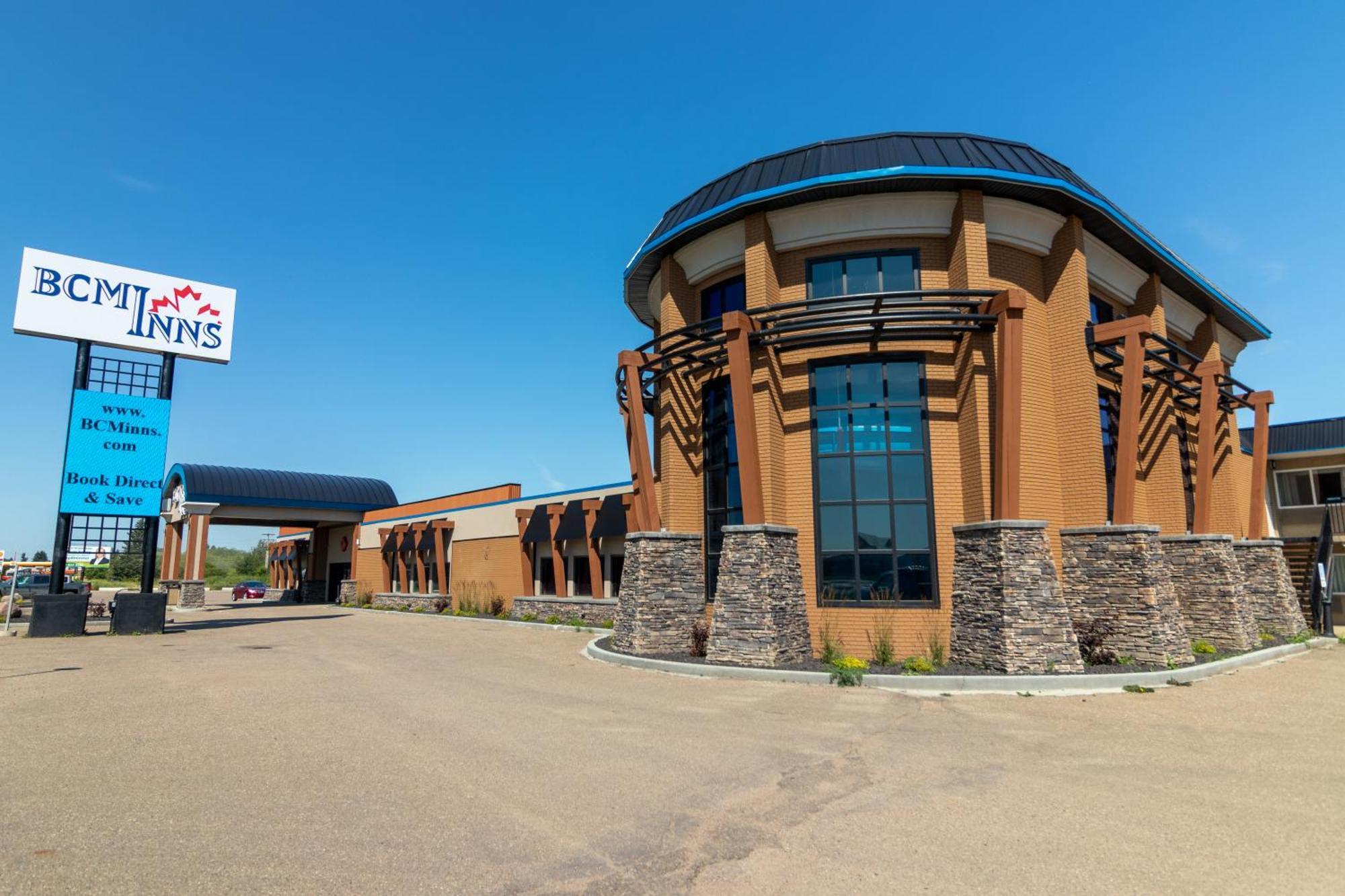 Bcminns - Lloydminster Bagian luar foto